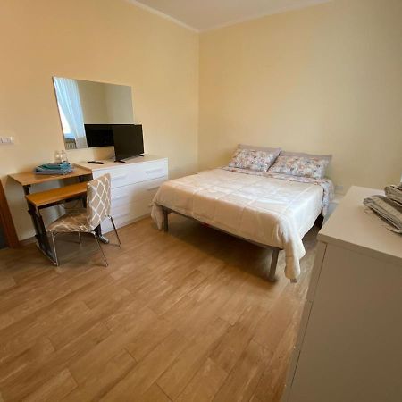 Apartamento De Candia House Rescaldina Exterior foto