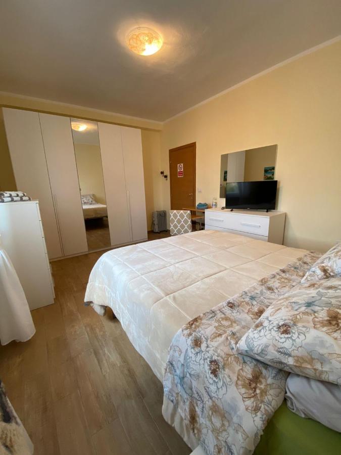Apartamento De Candia House Rescaldina Exterior foto