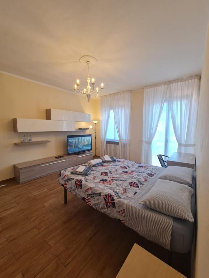 Apartamento De Candia House Rescaldina Exterior foto